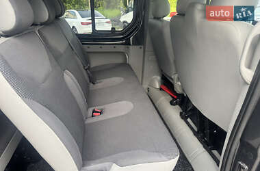 Мінівен Opel Vivaro 2013 в 