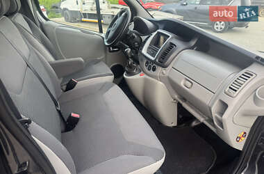 Мінівен Opel Vivaro 2013 в 