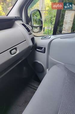 Минивэн Opel Vivaro 2008 в 