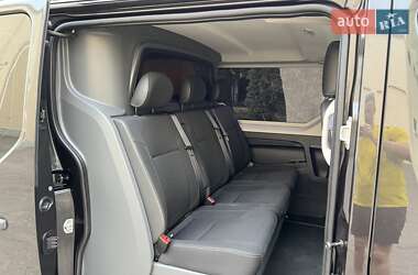 Минивэн Opel Vivaro 2016 в 