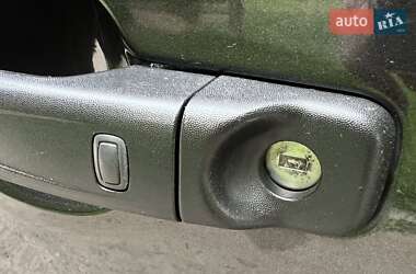 Минивэн Opel Vivaro 2016 в 
