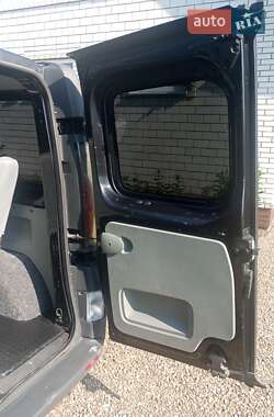 Минивэн Opel Vivaro 2006 в 