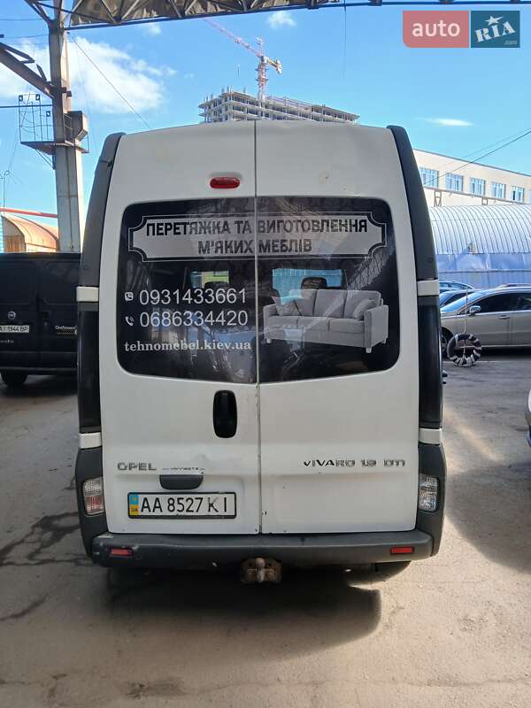 Мінівен Opel Vivaro 2003 в Києві