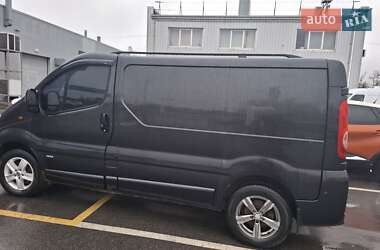 Грузовой фургон Opel Vivaro 2012 в 