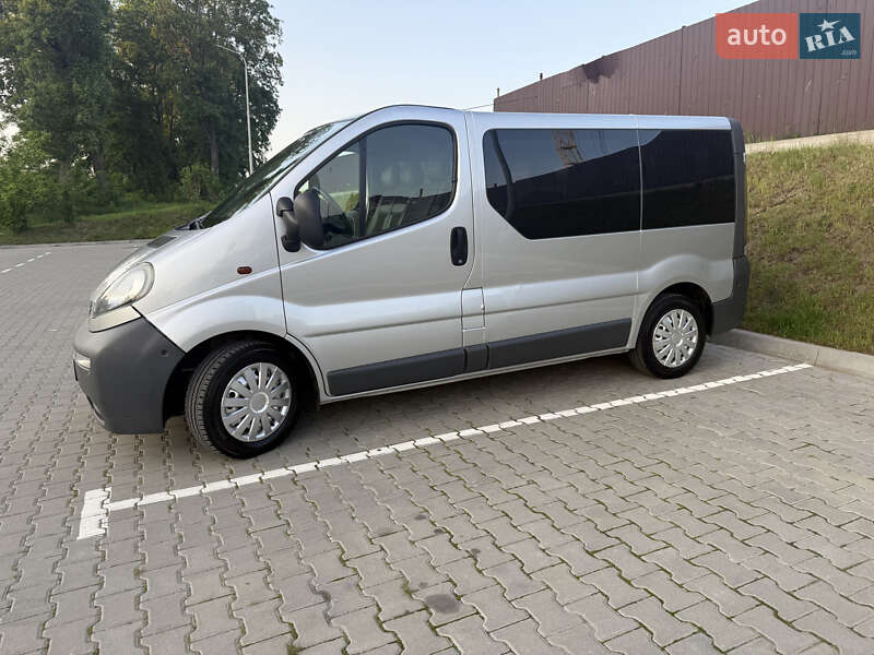Минивэн Opel Vivaro 2006 в Тернополе