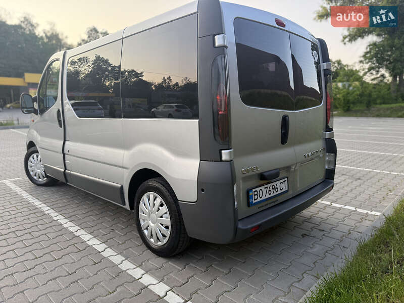 Минивэн Opel Vivaro 2006 в Тернополе
