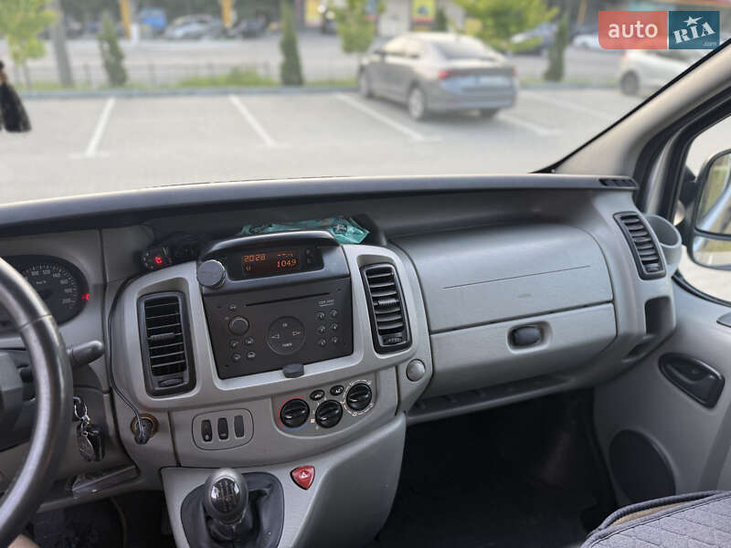 Минивэн Opel Vivaro 2006 в Тернополе