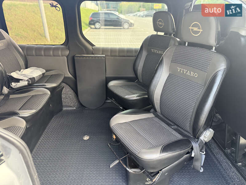 Минивэн Opel Vivaro 2006 в Тернополе
