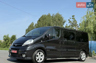 Минивэн Opel Vivaro 2012 в 