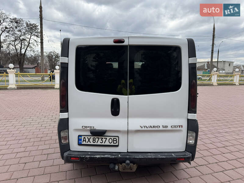 Грузовой фургон Opel Vivaro 2004 в Харькове