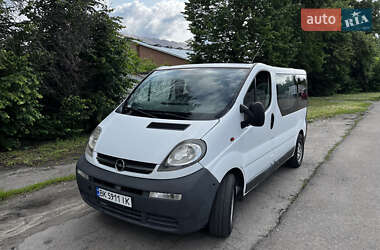 Минивэн Opel Vivaro 2006 в Ровно
