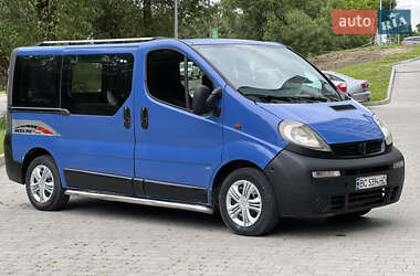 Мінівен Opel Vivaro 2001 в Новояворівську