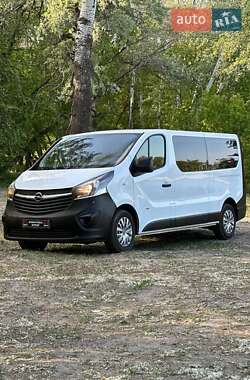 Мінівен Opel Vivaro 2015 в Полтаві