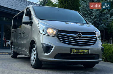 Мінівен Opel Vivaro 2016 в Львові