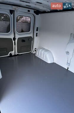 Грузовой фургон Opel Vivaro 2014 в 