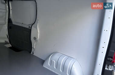 Грузовой фургон Opel Vivaro 2014 в 