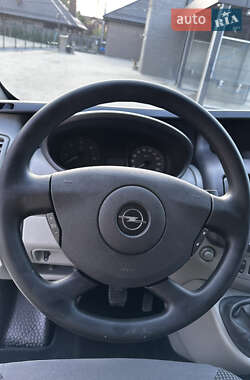 Грузовой фургон Opel Vivaro 2014 в 