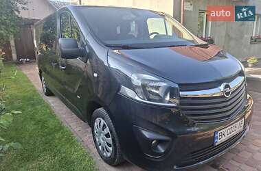 Мінівен Opel Vivaro 2015 в 