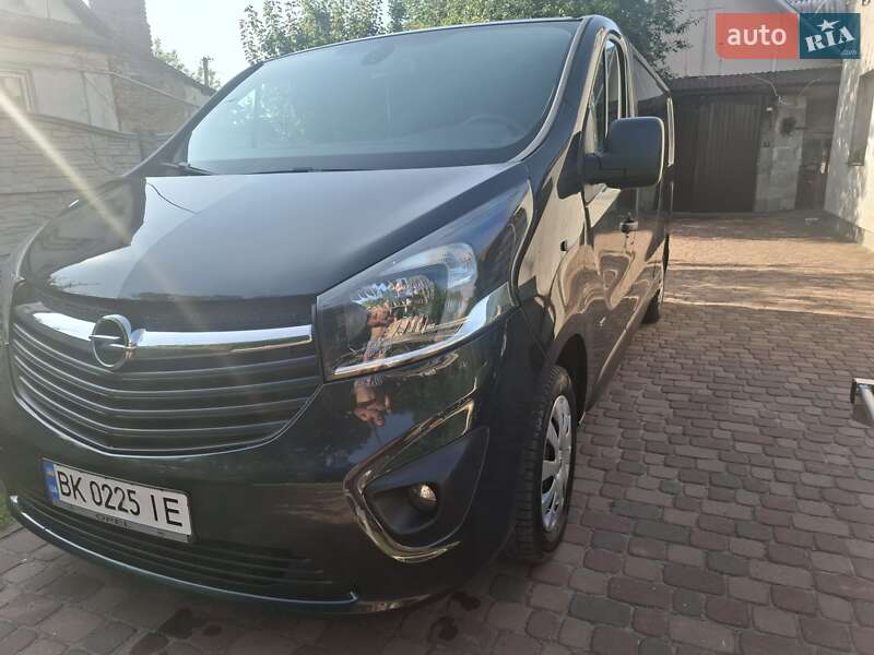 Минивэн Opel Vivaro 2015 в Ровно фото 15 Минивэн Opel Vivaro 2015 в Ровно