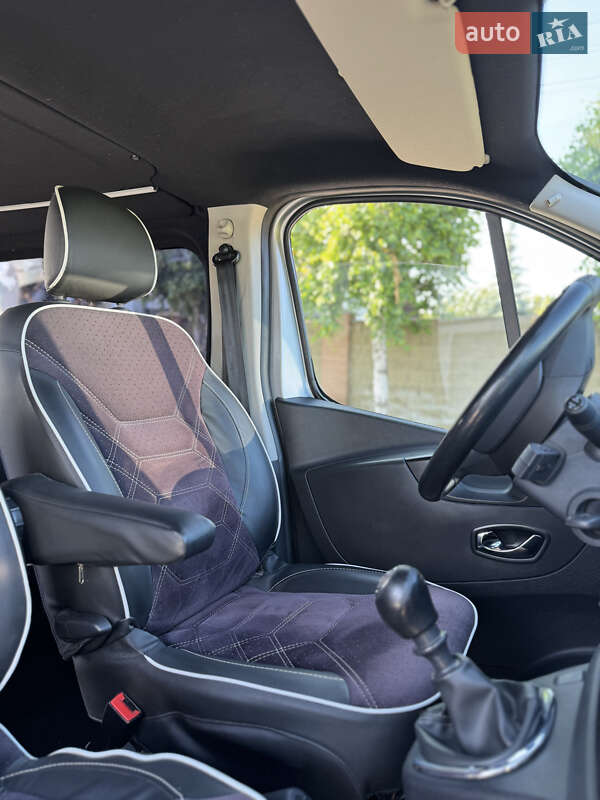 Минивэн Opel Vivaro 2018 в Киеве фото 23 Минивэн Opel Vivaro 2018 в Киеве