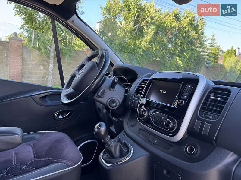 Минивэн Opel Vivaro 2018 в Киеве фото 27 Минивэн Opel Vivaro 2018 в Киеве