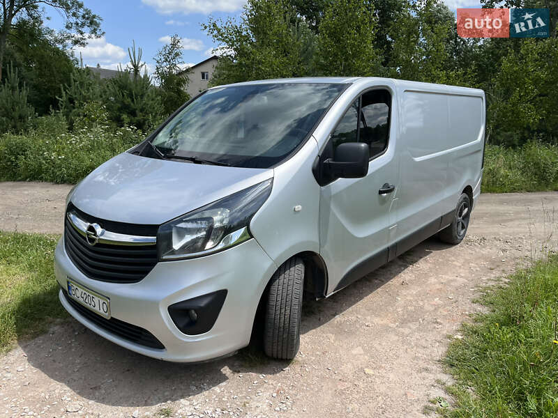 Opel Vivaro 2016