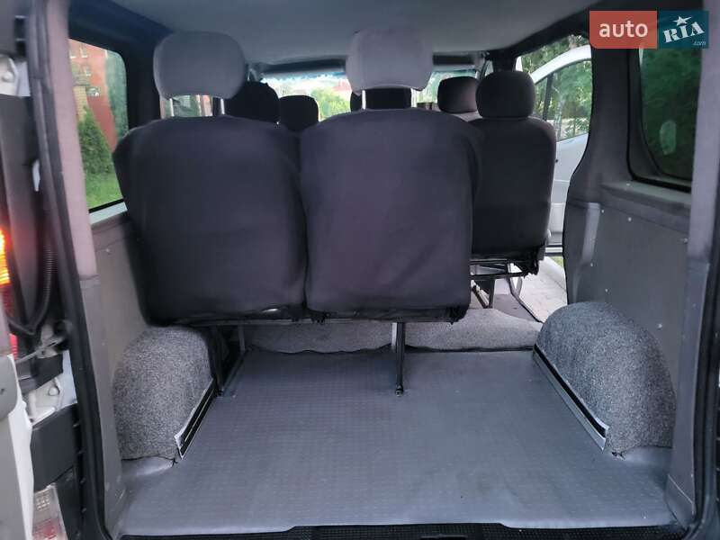 Мінівен Opel Vivaro 2002 в Хмельницькому