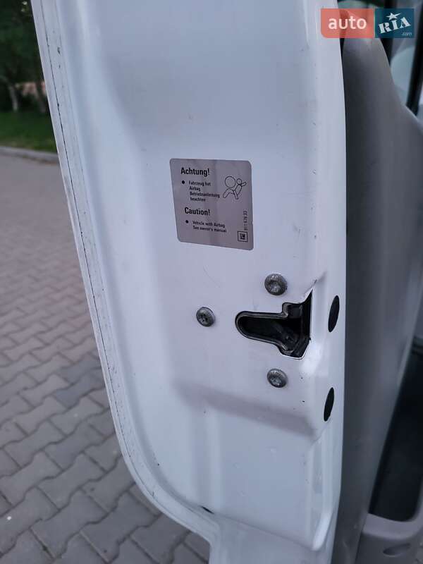 Мінівен Opel Vivaro 2002 в Хмельницькому
