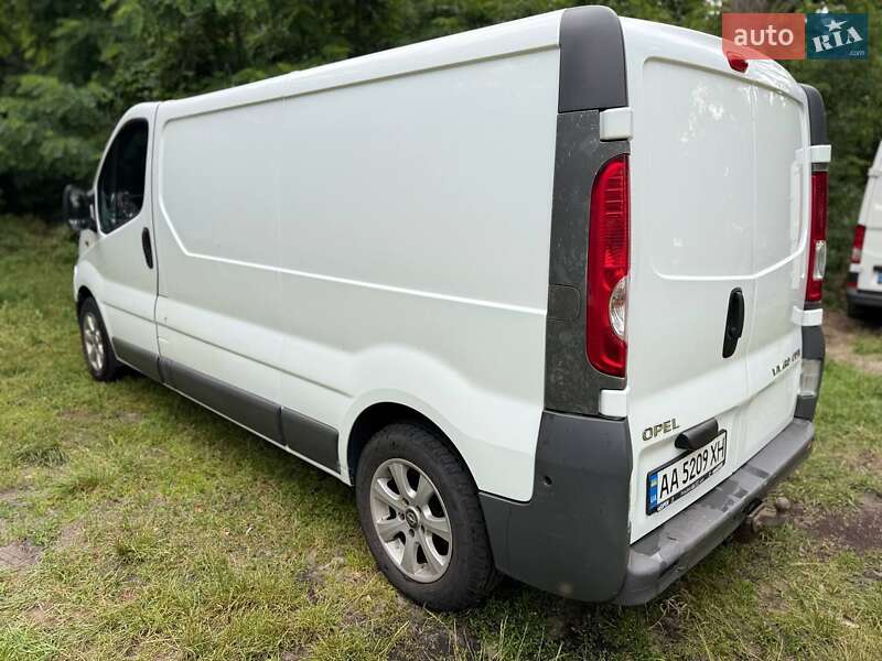 Грузовой фургон Opel Vivaro 2014 в Киеве