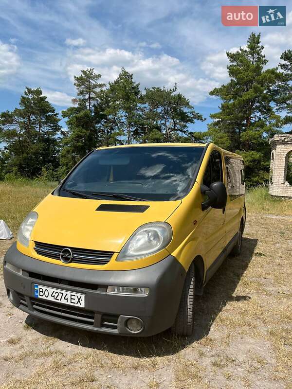 Opel Vivaro 2004