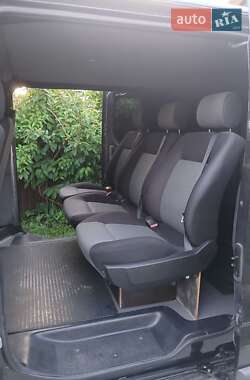 Мінівен Opel Vivaro 2009 в 