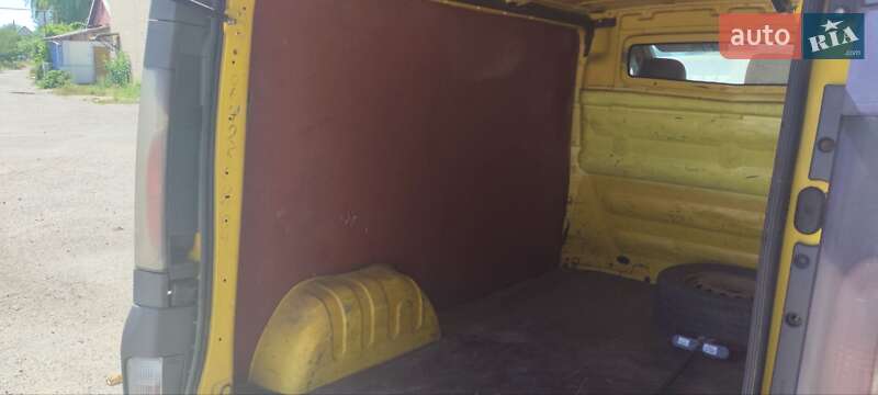 Вантажний фургон Opel Vivaro 2006 в Подільську