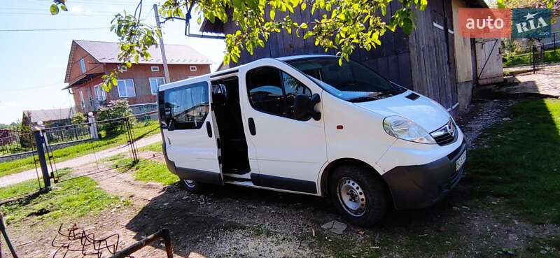 Минивэн Opel Vivaro 2007 в Бориславе