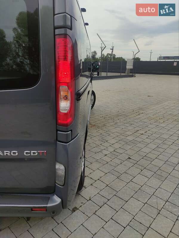 Минивэн Opel Vivaro 2010 в Львове