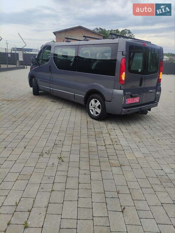 Минивэн Opel Vivaro 2010 в Львове