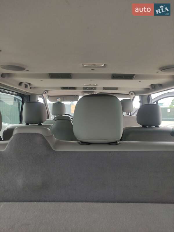 Минивэн Opel Vivaro 2010 в Львове