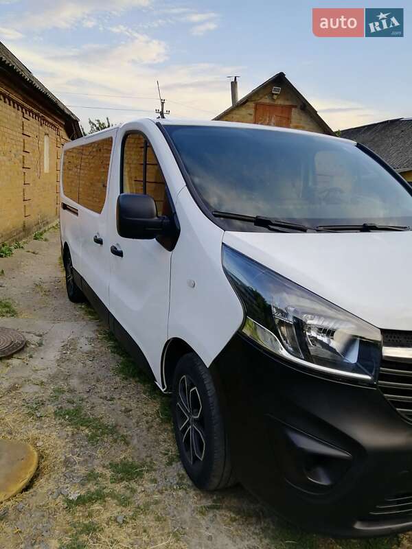Минивэн Opel Vivaro 2017 в Литине