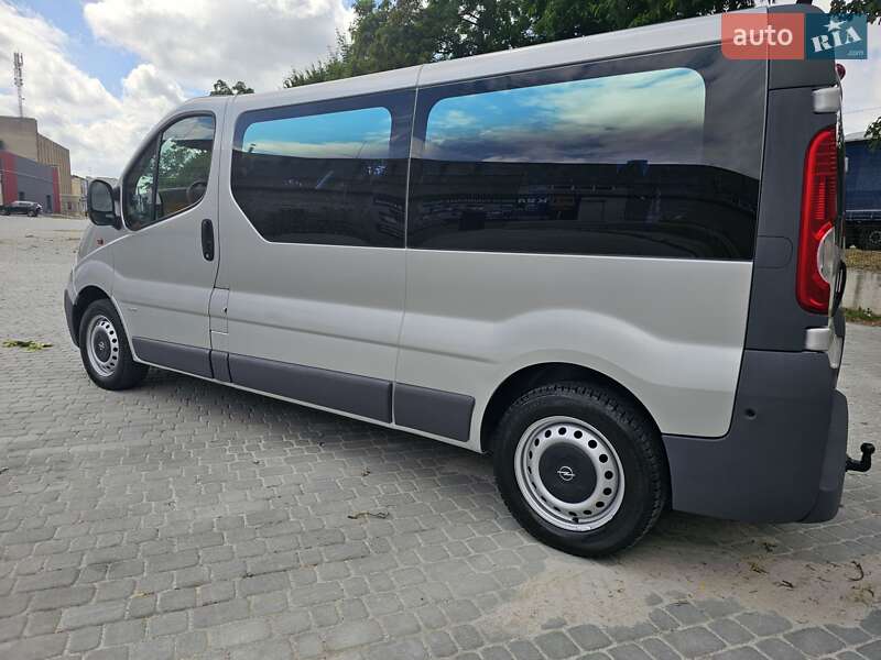 Мінівен Opel Vivaro 2009 в Івано-Франково