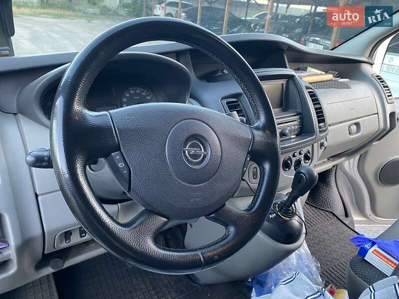 Грузовой фургон Opel Vivaro 2012 в Белой Церкви