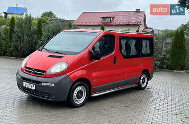 Минивэн Opel Vivaro 2002 в Кицмани