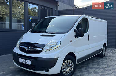 Вантажний фургон Opel Vivaro 2014 в Чернівцях
