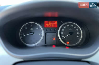 Вантажний фургон Opel Vivaro 2014 в 