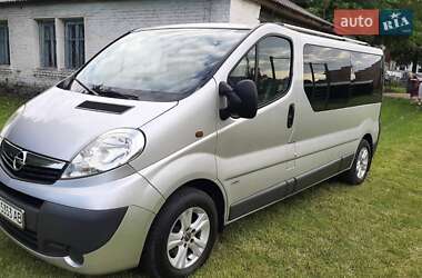Минивэн Opel Vivaro 2009 в Нововолынске