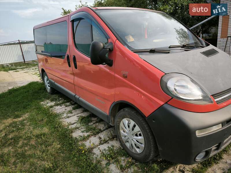 Opel Vivaro 2006