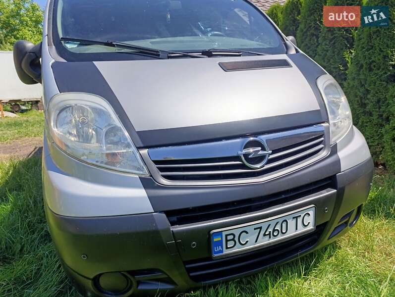 Минивэн Opel Vivaro 2008 в Львове