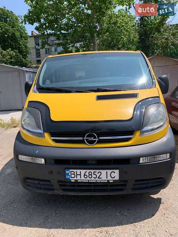 Opel Vivaro 2004