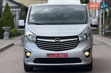 Мінівен Opel Vivaro 2015 в 