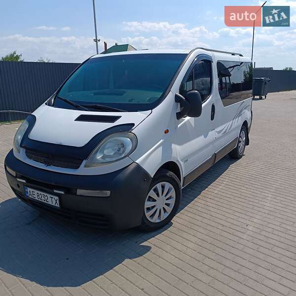 Opel Vivaro 2004