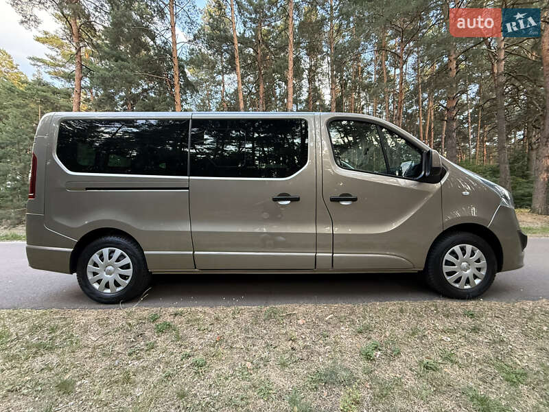 Минивэн Opel Vivaro 2018 в Киеве