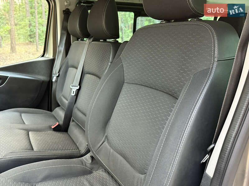 Минивэн Opel Vivaro 2018 в Киеве
